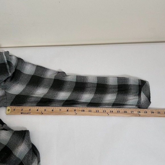 Cloth & Stone Button Down Shirt Womens XL Black Grey Plaid Long Sleeve Relaxed - Picture 5 of 5